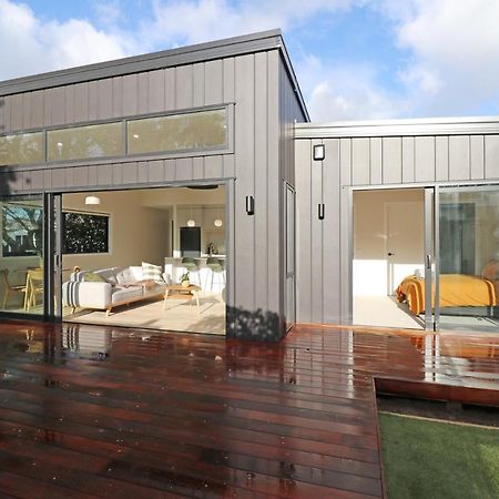 The Mod Box Villa Invercargill Esterno foto